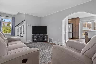 1201  15th Ave, South Milwaukee, WI 53172 - Photo 8