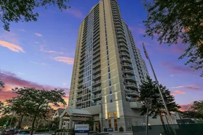 1660 N Prospect Ave #506, Milwaukee, WI 53202 - Photo 1