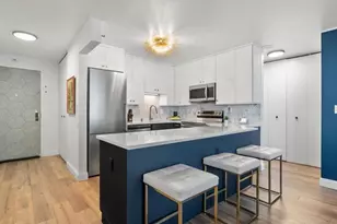 1660 N Prospect Ave, Milwaukee, WI 53202 - Photo 6