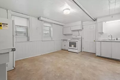 2053 S 25th St, Milwaukee, WI 53204 - Photo 26