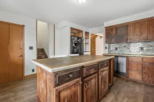 2053 S 25th St, Milwaukee, WI 53204 - Photo 14