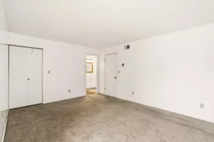 8657 N 72nd St, Milwaukee, WI 53223 - Photo 20