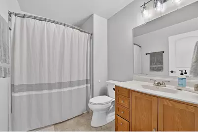 W199N17111  Ridgeway Dr, Jackson, WI 53037 - Photo 14