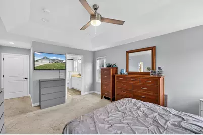 8495  Ridgeway Ct, Pleasant Prairie, WI 53158 - Photo 12