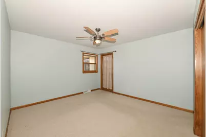 3245 S 83rd St, Milwaukee, WI 53219 - Photo 12