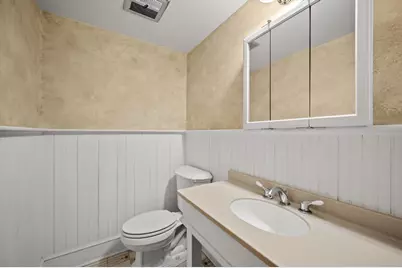 9806 W Morgan Ave, Milwaukee, WI 53228 - Photo 12