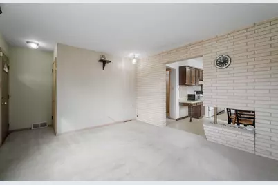 9402 W Cleveland Ave, West Allis, WI 53227 - Photo 18