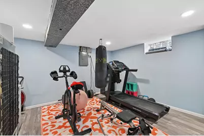 9826 W Menomonee Park Ct, Milwaukee, WI 53225 - Photo 30