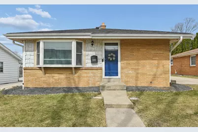 9826 W Menomonee Park Ct, Milwaukee, WI 53225 - Photo 1