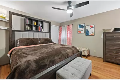 9826 W Menomonee Park Ct, Milwaukee, WI 53225 - Photo 20