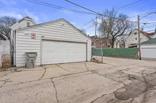 2055 S 25th St, Milwaukee, WI 53204 - Photo 4