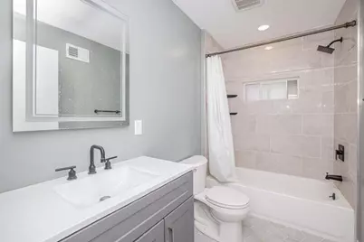 3308 S 26th St #3, Milwaukee, WI 53215 - Photo 4