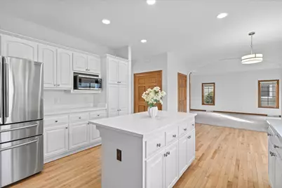 N31W7296  Lincoln Blvd, Cedarburg, WI 53012 - Photo 8