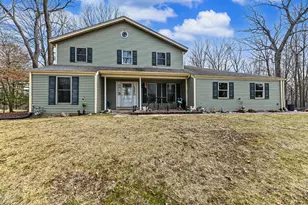 S94W26995 Linden Ct, Vernon, WI 53149 - Photo 1