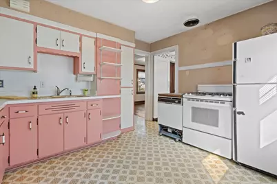 3353 S Indiana Ave, Milwaukee, WI 53207 - Photo 12