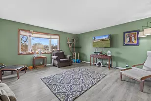 2558 N Green Bay Rd, Racine, WI 53406 - Photo 12