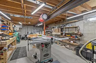 2558 N Green Bay Rd, Racine, WI 53406 - Photo 32