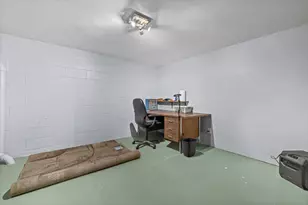 2558 N Green Bay Rd, Racine, WI 53406 - Photo 24