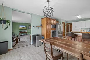 2558 N Green Bay Rd, Racine, WI 53406 - Photo 10