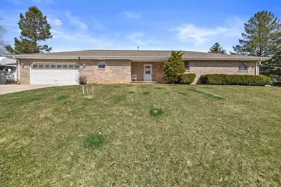 2558 N Green Bay Rd, Racine, WI 53406 - Photo 36