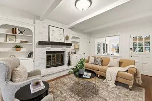 800 E Hermitage Rd, Bayside, WI 53217 - Photo 20