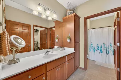 230  Hilldale Dr #1304, Hartford, WI 53027 - Photo 24