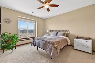 230  Hilldale Dr #1304, Hartford, WI 53027 - Photo 22
