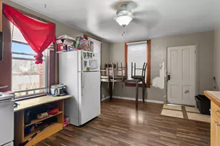 613 N 14th St, Sheboygan, WI 53081 - Photo 8