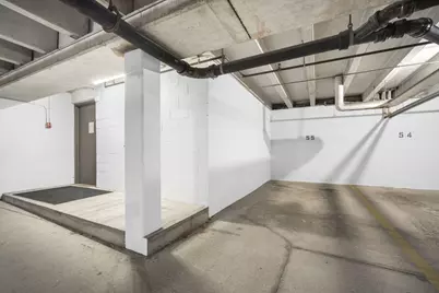 2025 E Greenwich Ave #201, Milwaukee, WI 53211 - Photo 16