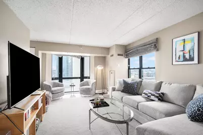 270 E Highland Ave #841, Milwaukee, WI 53202 - Photo 10