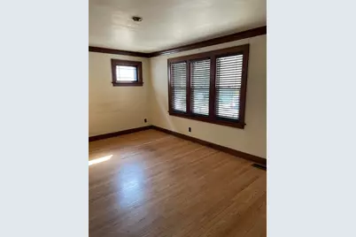 2836 N Richards St, Milwaukee, WI 53212 - Photo 2