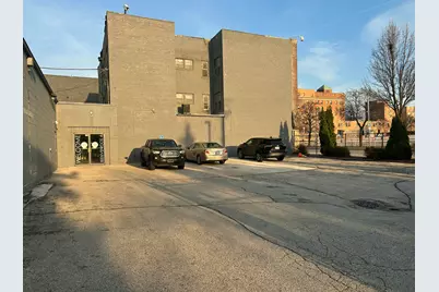 2324 W State St, Milwaukee, WI 53233 - Photo 2