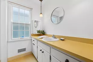 3111 E Hampshire St, Milwaukee, WI 53211 - Photo 24