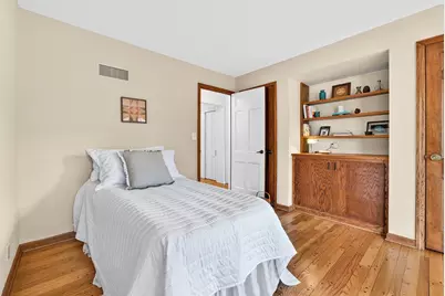 3111 E Hampshire St, Milwaukee, WI 53211 - Photo 28