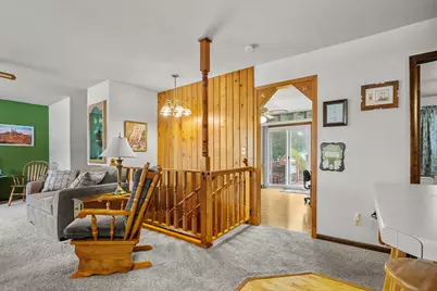 1702 S 25th St, Manitowoc, WI 54220 - Photo 10