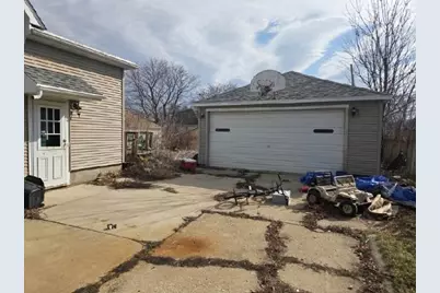 218 N Henninger St, Mayville, WI 53050 - Photo 2