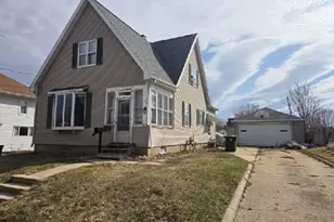 218 N Henninger St, Mayville, WI 53050 - Photo 1