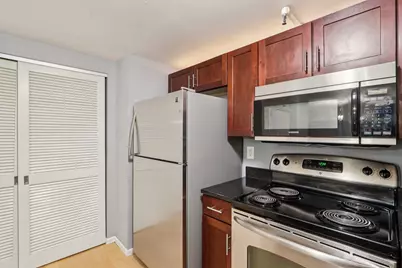 270 E Highland Ave #223, Milwaukee, WI 53202 - Photo 28