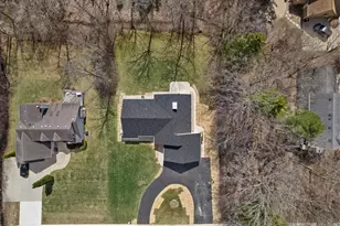 5155 W County Line Rd, Brown Deer, WI 53223 - Photo 24