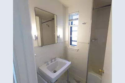 3222 E Hampshire St, Milwaukee, WI 53211 - Photo 20