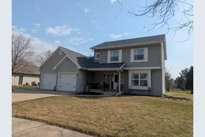 121  Evergreen Dr, Delavan, WI 53115 - Photo 1