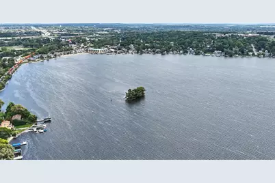 616  Kopmeier Dr, Pewaukee, WI 53072 - Photo 38