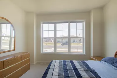 613  Hunter Oaks Blvd, Watertown, WI 53094 - Photo 20
