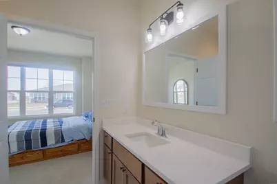 613  Hunter Oaks Blvd, Watertown, WI 53094 - Photo 22