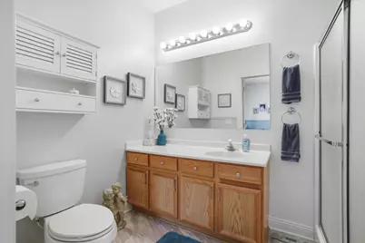 2287 W Vista Bella Dr, Oak Creek, WI 53154 - Photo 12