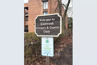 3916 N Oakland Ave #224, Shorewood, WI 53211 - Photo 2