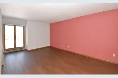 3916 N Oakland Ave #224, Shorewood, WI 53211 - Photo 12