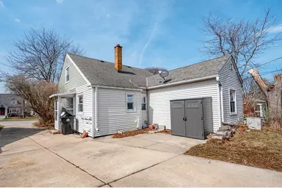 4462 S Lake Dr, Cudahy, WI 53110 - Photo 26