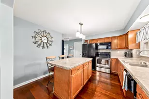 N20W28482 Oakton Rd, Delafield, WI 53072 - Photo 10