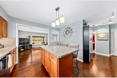 N20W28482  Oakton Rd, Pewaukee, WI 53072 - Photo 8